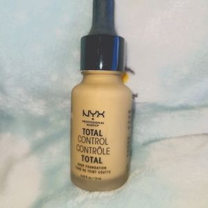 Total Control Drop Foundation